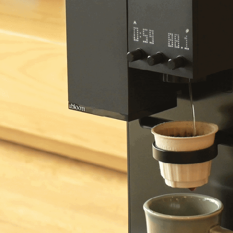 最先端のIoTコーヒーメーカーは私たちのコーヒーの楽しみ方をどう変えていくか。元アップルのデザイナーが仕掛ける全自動コーヒーメーカー